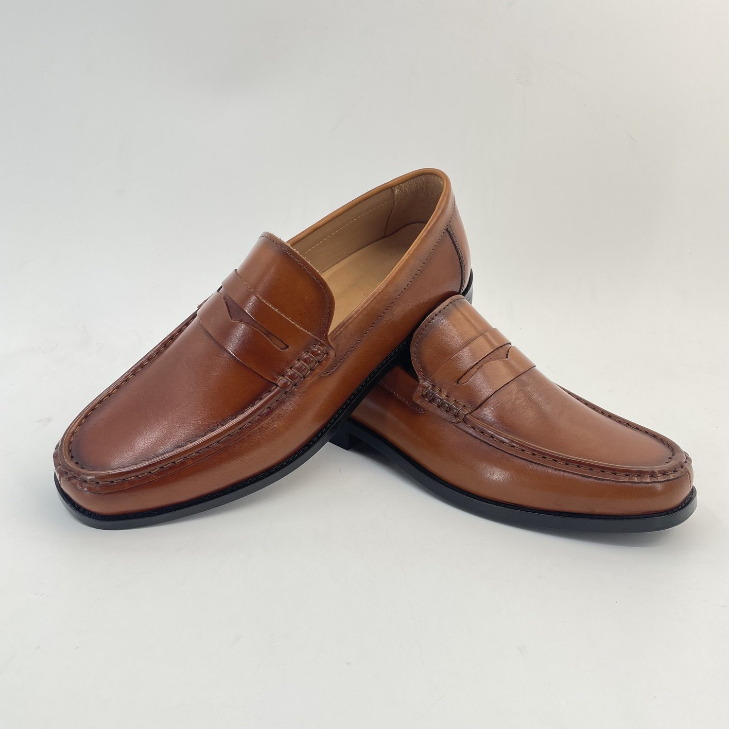 لوفر بيني بمئزر ناعم model 2881-25 wholesale loafer