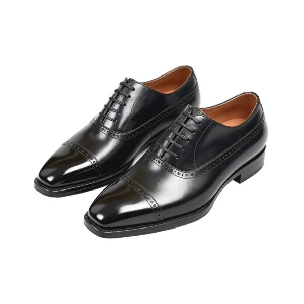 classic-cap-toe-oxford-main-1 GRANDMARK cap-toe oxford men's dress shoes, three-quarter view, white background