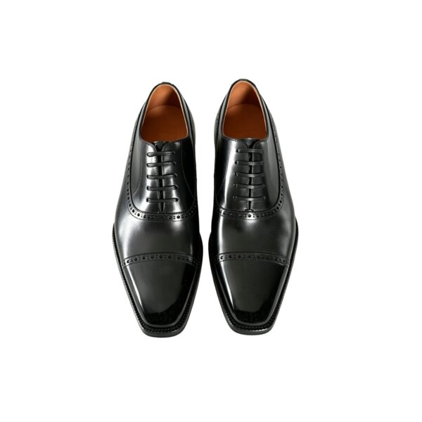 classic-cap-toe-oxford-top-1 GRANDMARK cap-toe oxford men's dress shoes, top view, white background