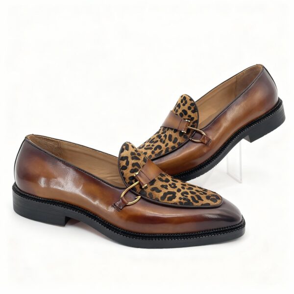 Leopard-Print Horsebit Loafer detail, model 2602