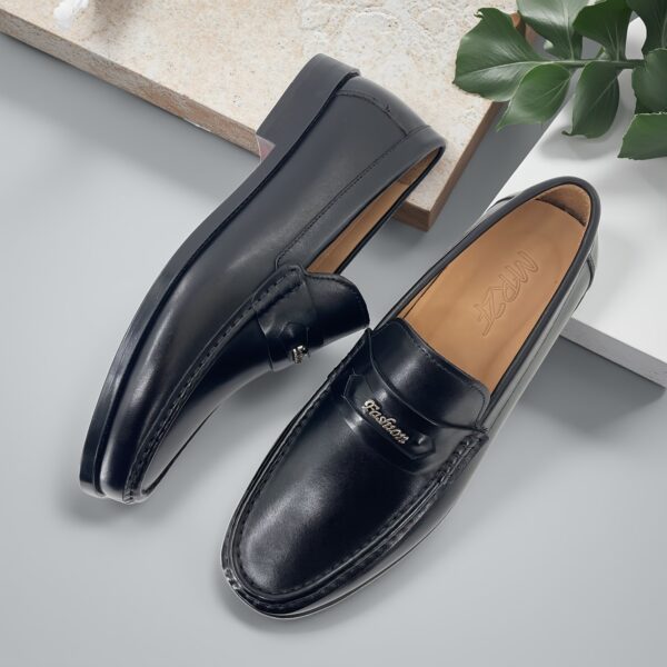2801-113-2 Polished Horsebit Dress Loafer detail, model 2801-113