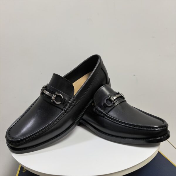 Classic Horsebit Loafer detail, model 288-14