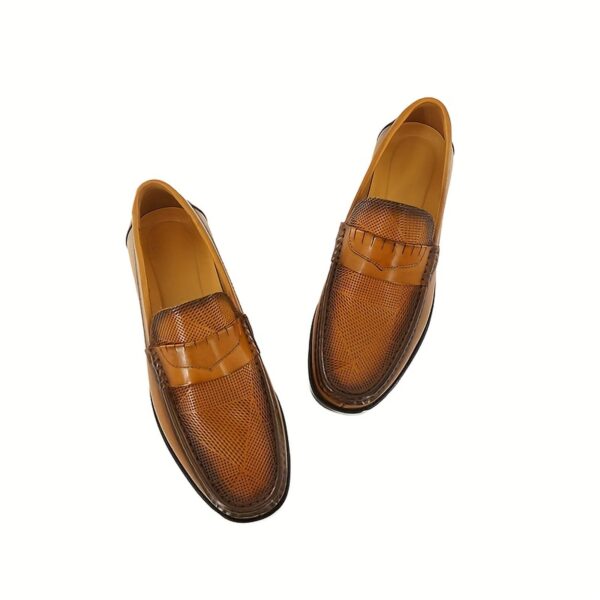 Classic Penny Loafer detail, model 2881-16