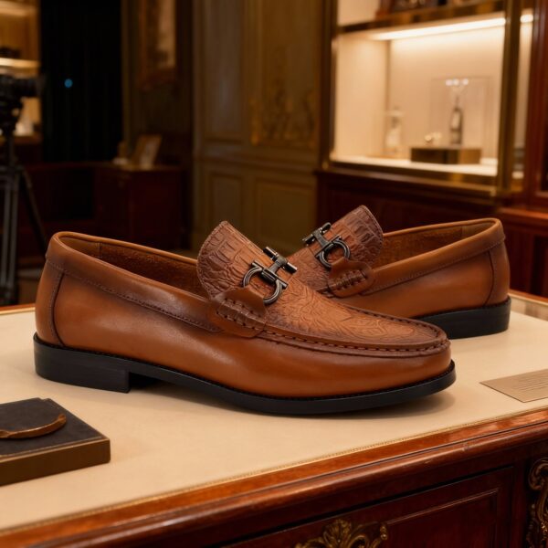 Museum-Croc Horsebit Loafer detail, model 2881-30