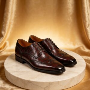 Croc-Embossed Wingtip Oxford men's formal leather dress shoe, GRANDMARK promotional photo Croc-Embossed Wingtip Oxford men's formal leather dress shoe, GRANDMARK promotional photo