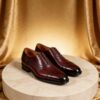 Embossed-Toe Cap-Toe Oxford men's formal leather dress shoe, GRANDMARK promotional photo Embossed-Toe Cap-Toe Oxford men's formal leather dress shoe, GRANDMARK promotional photo