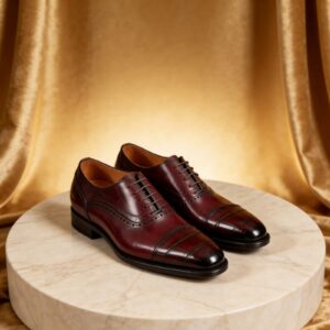 Embossed-Toe Cap-Toe Oxford men's formal leather dress shoe, GRANDMARK promotional photo Embossed-Toe Cap-Toe Oxford men's formal leather dress shoe, GRANDMARK promotional photo