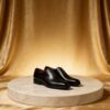 Wholecut Oxford men's formal leather dress shoe, GRANDMARK promotional photo